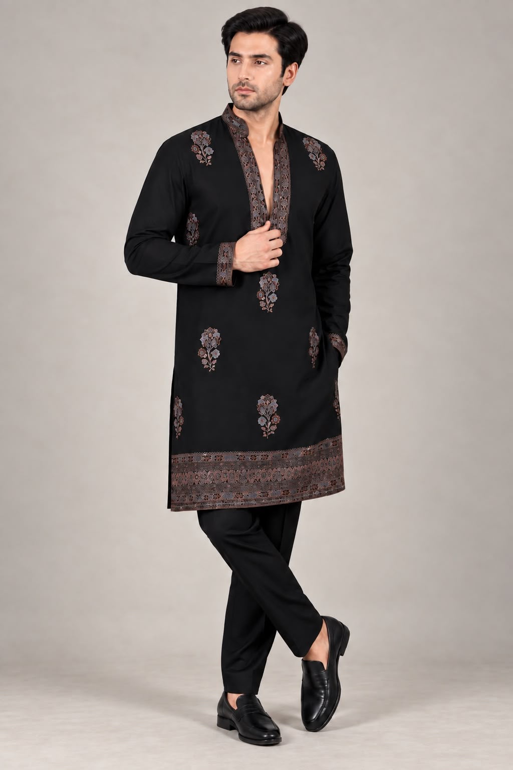 Paisley Embroidered Kurta Set 2